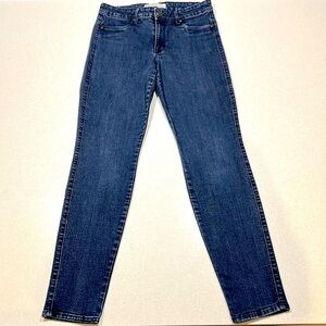 Dark blue denim jean leggings.  CJ by Cookie Johnson Sz 29 excel. cond